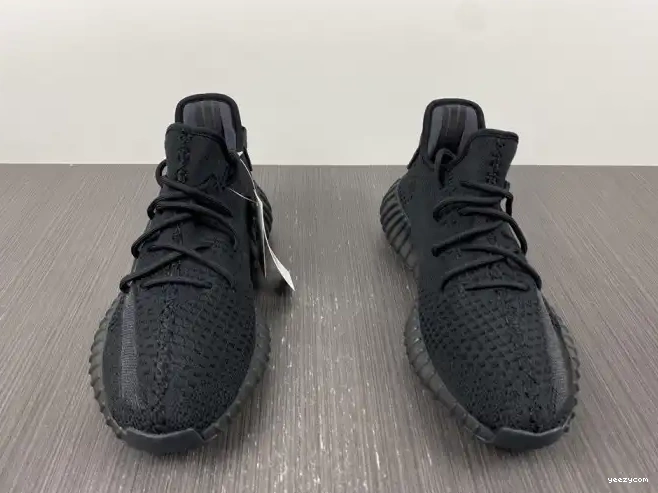 Adidas V2 HQ4540 Yeezy Boost 350 Onyx 0706